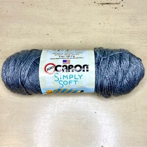 Caron Simply Soft Yarn Grey Heather Color 9509 1 skein 250 Yards Medium 4